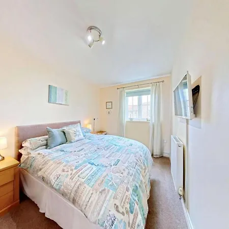 Mirobelle Cottage- Part Of The The Bay Village With Pool, Gym And Direct Access, Pub, Restaurant, Tennis And Meadows Walks Casa vacanze *
