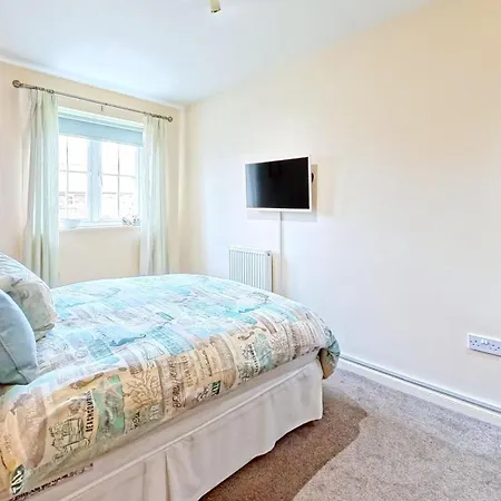 Mirobelle Cottage- Part Of The The Bay Village With Pool, Gym And Direct Access, Pub, Restaurant, Tennis And Meadows Walks Сasa de vacaciones