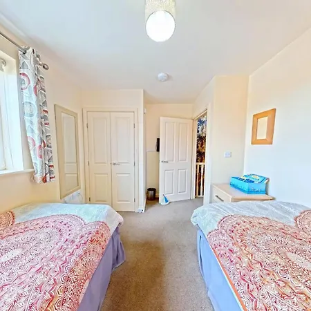 Casa vacanze Mirobelle Cottage- Part Of The The Bay Village With Pool, Gym And Direct Access, Pub, Restaurant, Tennis And Meadows Walks Filey